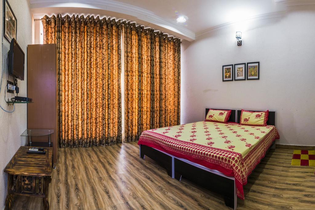 Tuk Tuk Homestay Agra  Exterior photo